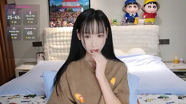 Snapshot of M-OTT_ chatting on 10/23/25, 02:10 M-OTT online show from 10/23/25, 02:10