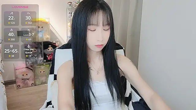 Snapshot of M-OTT_ chatting on 12/05/25, 02:48 M-OTT online show from 12/05/25, 02:48