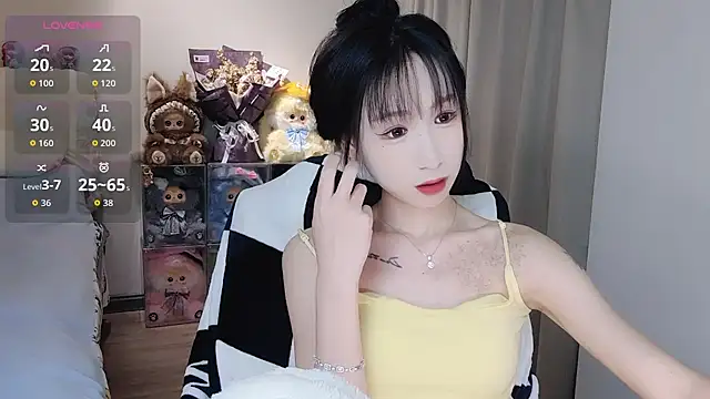 Snapshot of M-OTT_ chatting on 02/17/26, 12:02 M-OTT online show from 02/17/26, 12:02