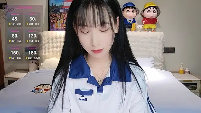 Snapshot of M-OTT_ chatting on 10/21/25, 01:32 M-OTT online show from 10/21/25, 01:32