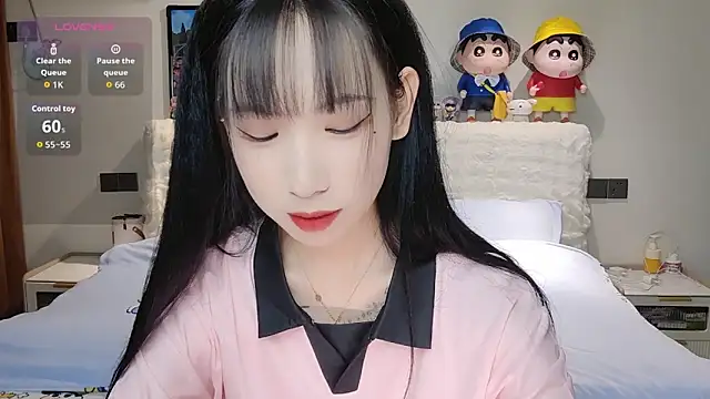 Snapshot of M-OTT_ chatting on 10/26/25, 03:01 M-OTT online show from 10/26/25, 03:01