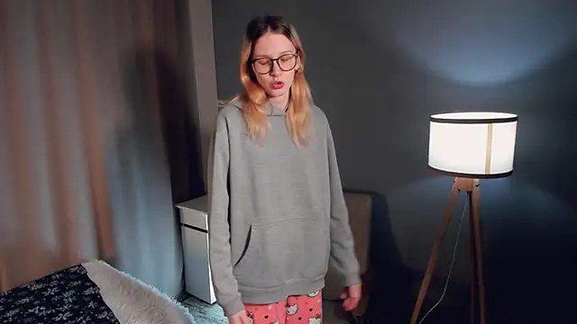 SharylSmalt online show from 01/19/26, 01:09