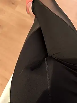 luckylover2024 online show from 03/27/26, 06:20