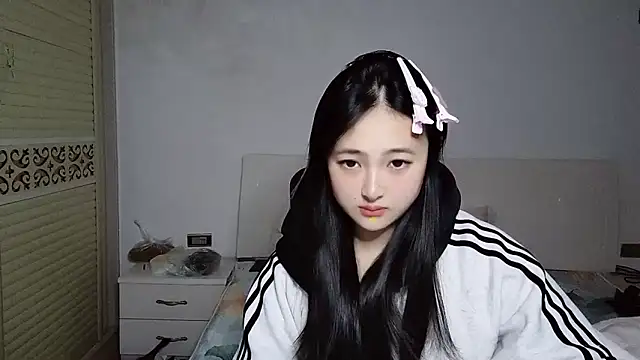 xxz98 online show from 12/21/25, 07:26