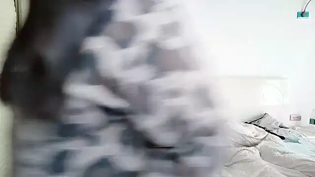 xxz98 online show from 12/16/25, 05:22