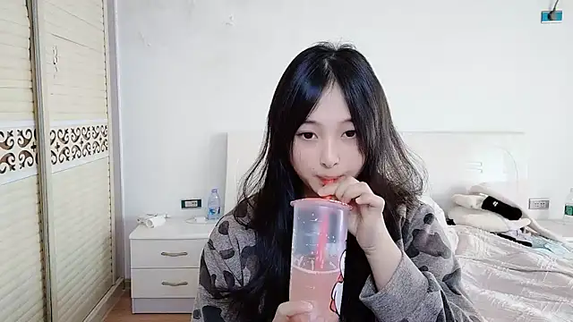 xxz98 online show from 12/15/25, 07:14