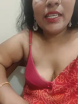 Snapshot of Aunty_Boy_143 chatting on 07/28/26, 06:20 Aunty Boy 143 online show from 07/28/26, 06:20