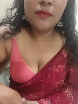 Snapshot of Aunty_Boy_143 chatting on 07/29/26, 02:05 Aunty Boy 143 online show from 07/29/26, 02:05
