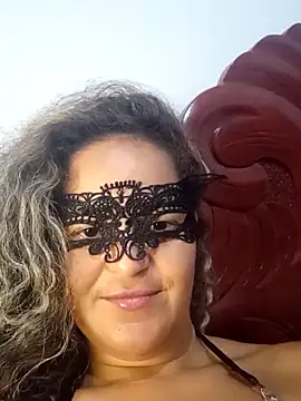 RaphinhaSanches online show from 11/29/25, 09:53