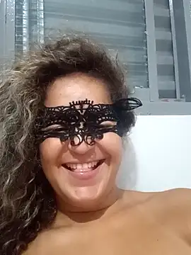 RaphinhaSanches online show from 12/02/25, 09:33