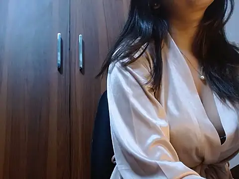 soya queen online show from 06/15/26, 10:48