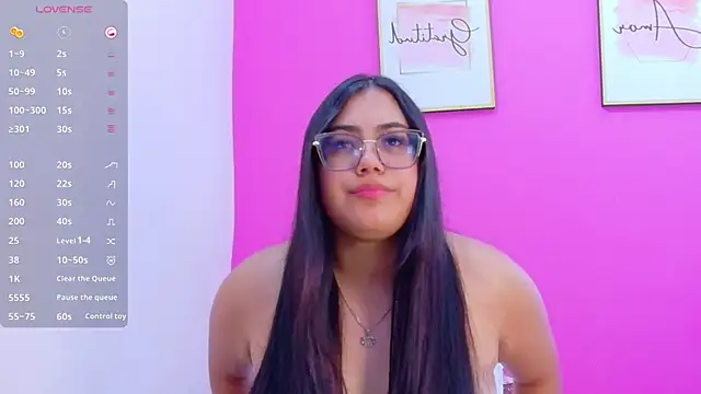Daddyfavouritegirl online show from 09/13/25, 08:09