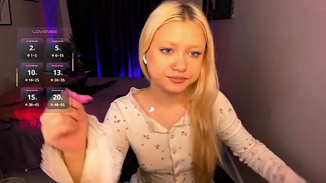 Millie Vanillies online show from 12/17/25, 02:00