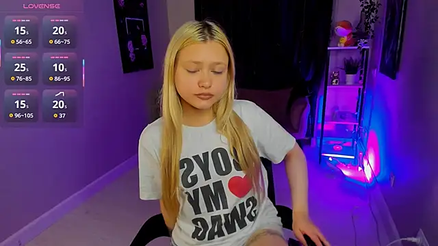 Millie Vanillies online show from 10/04/25, 03:24