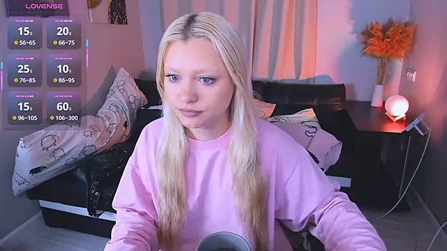 Millie Vanillies online show from 11/27/25, 10:32