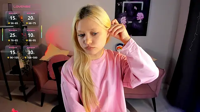 Millie Vanillies online show from 12/19/25, 01:35