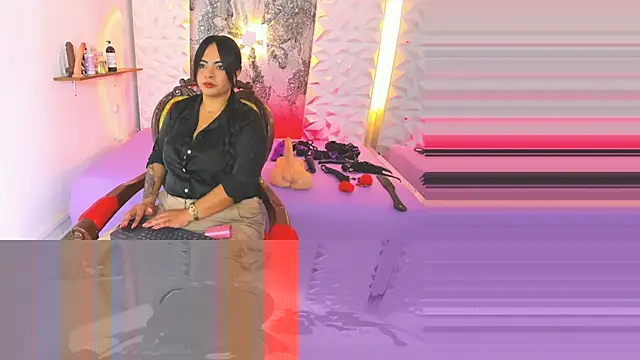 Luciana r online show from 11/06/25, 10:03