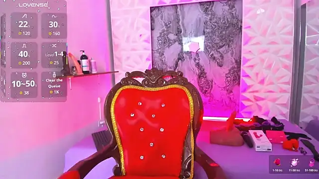 Luciana r online show from 11/22/25, 09:35