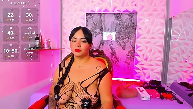 Luciana r online show from 11/21/25, 09:47