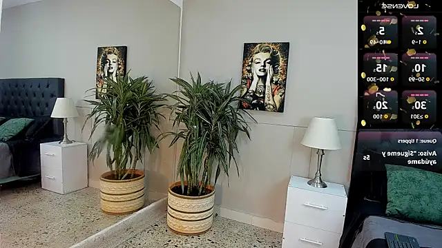 Snapshot of emilio_brandon chatting on 10/18/25, 11:12 emilio brandon online show from 10/18/25, 11:12