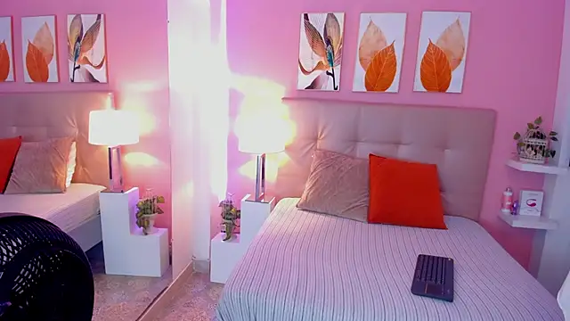 Maddy Norton online show from 02/11/26, 07:14