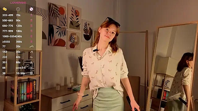 Snapshot of TiannaBorlace chatting on 09/19/25, 11:14 TiannaBorlace online show from 09/19/25, 11:14