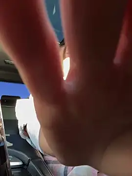  JessyRey  online show from 10/29/25, 11:42