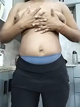 Snapshot of Laxmi_89 chatting on 06/15/26, 04:23 Laxmi 89 online show from 06/15/26, 04:23