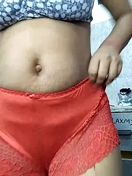 Snapshot of Laxmi_89 chatting on 07/02/26, 02:12 Laxmi 89 online show from 07/02/26, 02:12