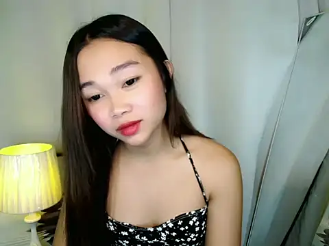 Snapshot of SultryCyraFoxmore chatting on 06/08/26, 02:56 SultryCyraFoxmore online show from 06/08/26, 02:56