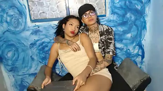 ParisAndVi online show from 02/28/26, 09:47