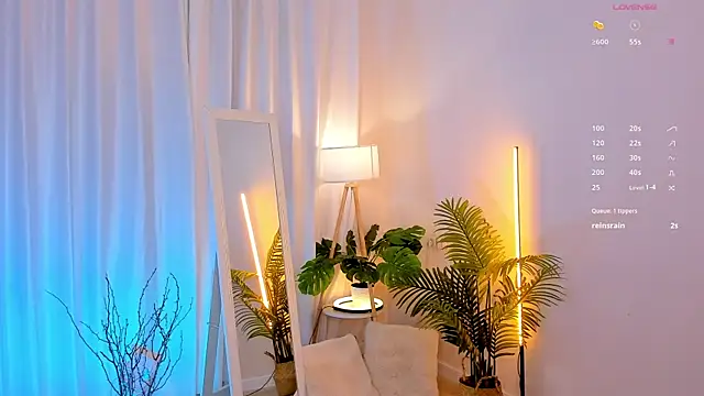 MilliMouse online show from 12/01/25, 11:05