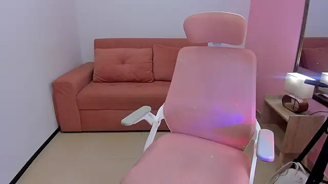 Emiss Jones online show from 04/08/26, 01:18