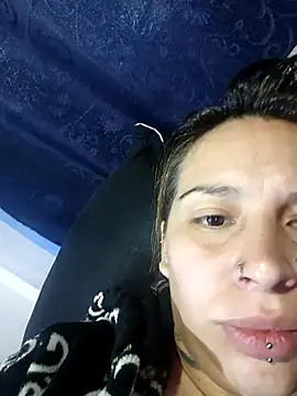 cloequeen15 online show from 11/15/25, 10:25