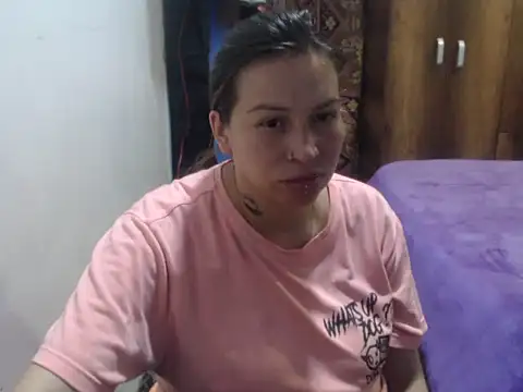 cloequeen15 online show from 04/11/26, 10:35