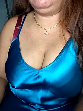 Snapshot of lady_rosie chatting on 09/16/25, 04:52 lady rosie online show from 09/16/25, 04:52