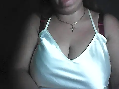 Snapshot of lady_rosie chatting on 09/13/25, 01:55 lady rosie online show from 09/13/25, 01:55