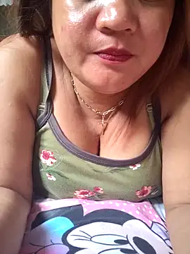 Snapshot of lady_rosie chatting on 10/10/25, 05:08 lady rosie online show from 10/10/25, 05:08