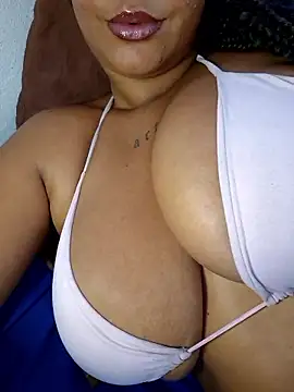 Snapshot of afrodeusa chatting on 01/12/26, 02:02 afrodeusa online show from 01/12/26, 02:02