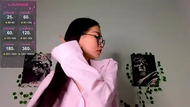 kuro mimi online show from 12/15/25, 06:41