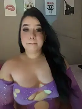 Aliciawhitee online show from 03/12/26, 02:17