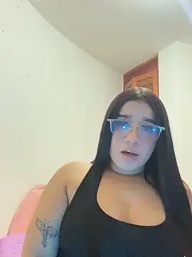 Aliciawhitee online show from 11/21/25, 03:16