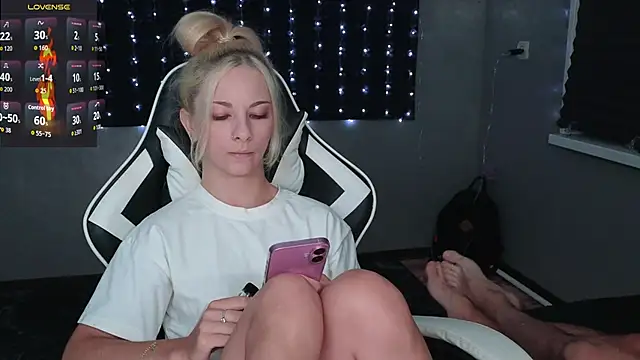 -DarkPrincess- online show from 09/13/25, 08:20