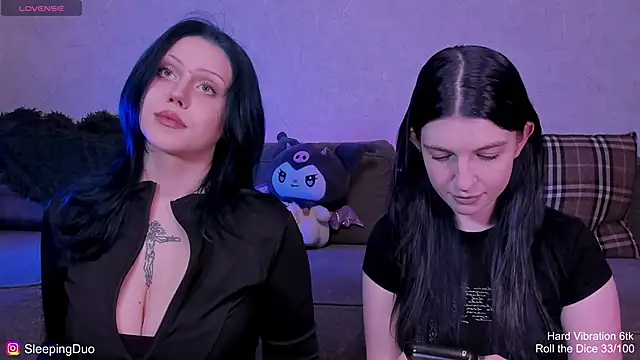 Threesomebabes online show from 06/11/26, 07:22