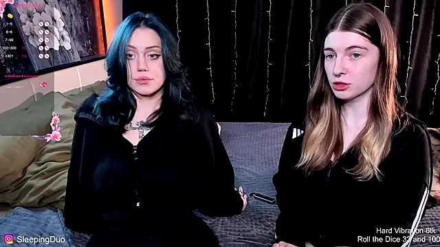 Threesomebabes online show from 11/18/25, 03:59