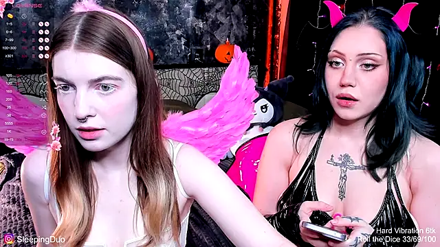 Threesomebabes online show from 10/31/25, 11:51