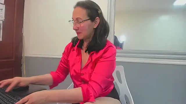 Snapshot of Oriana_Jhonson chatting on 01/15/26, 11:57 Oriana Jhonson online show from 01/15/26, 11:57