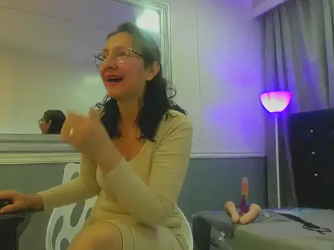 Snapshot of Oriana_Jhonson chatting on 02/24/26, 11:22 Oriana Jhonson online show from 02/24/26, 11:22