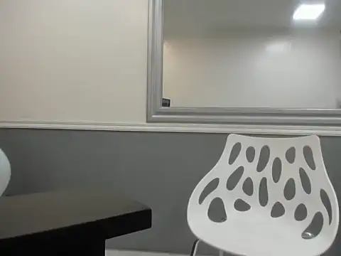 Oriana Jhonson online show from 04/14/26, 11:26