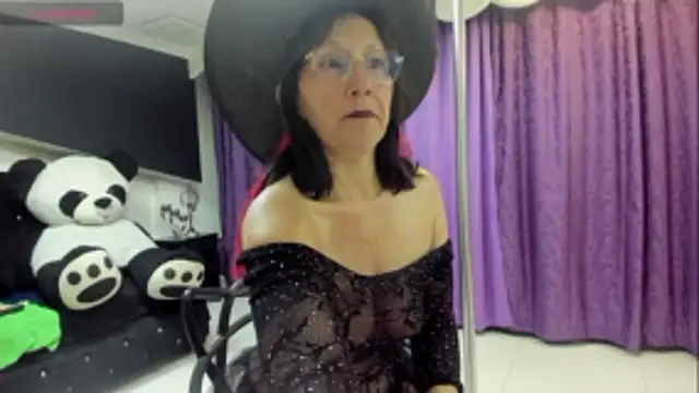 Oriana Jhonson online show from 11/02/25, 09:36